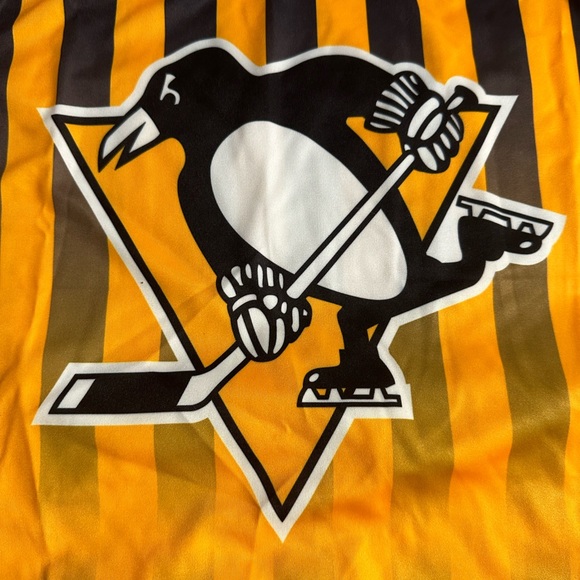 Adidas Penguins Jersey New with tags *see description - Picture 3 of 7